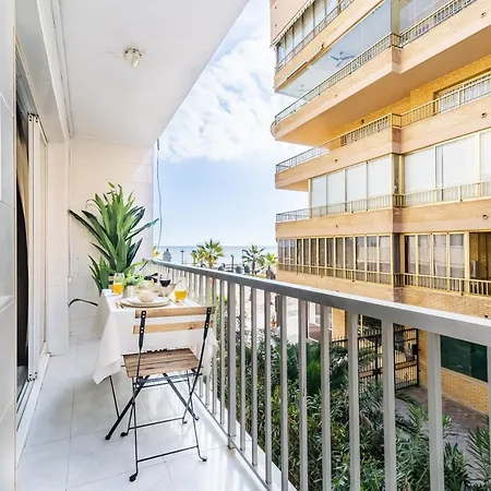 شقة Apartmentos Vistamar *