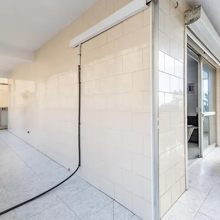 Apartmentos Vistamar * فوينخيرولا