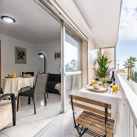 شقة Apartmentos Vistamar فوينخيرولا