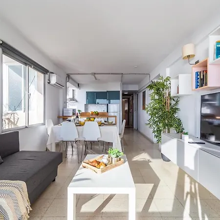 شقة Apartmentos Vistamar فوينخيرولا